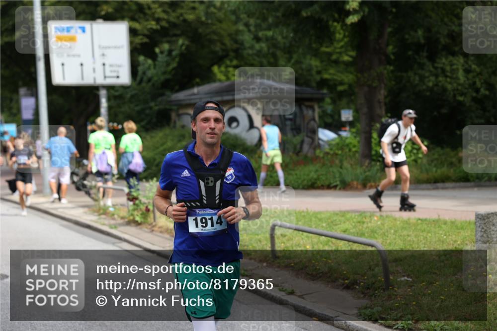 29.06.2025 - hella hamburg halbmarathon Yannick Fuchs http://msf.ph/oto/8179365 29.06.2025 10:42:42 20KM 1086, 1163, 1176, 1537, 1884, 1914, 2442, 3213, 4711, 5421, 6081, 6377, 6923, 7367, 8216, 8889, 8916, 9482, 9638, 10000, 11467, 12149, 12549, 12747, 12840, 13570, 13614, 14192, 14511, 14814, 14990, 15573, 15590, 15629, 15917, 15981, 16094, 16269, 16414, 16766, 17007, 17127, 18251, 18476, 18815, 18923, 19198 meine-sportfotos.de