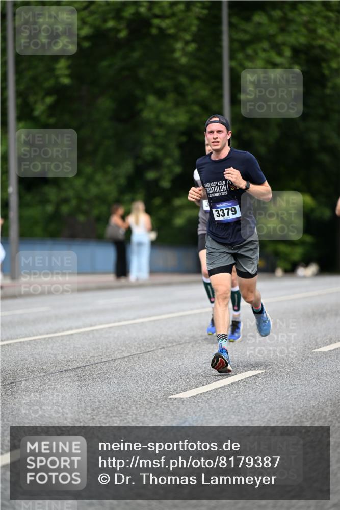29.06.2025 - hella hamburg halbmarathon Dr. Thomas Lammeyer http://msf.ph/oto/8179387 29.06.2025 09:47:09 Kennedybrücke 1122, 1953, 2483, 3189, 3379, 5308, 8318, 8376, 9079, 9804, 10351, 11150 meine-sportfotos.de