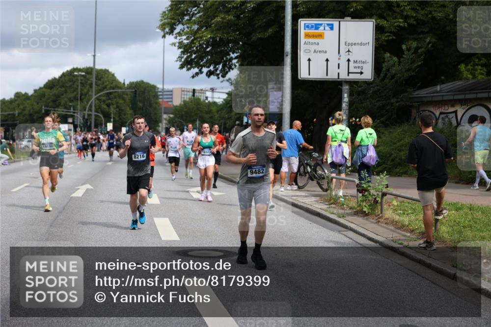 29.06.2025 - hella hamburg halbmarathon Yannick Fuchs http://msf.ph/oto/8179399 29.06.2025 10:42:43 20KM 1086, 1163, 1176, 1537, 1884, 1914, 2442, 3213, 4711, 5421, 6081, 6377, 6923, 7367, 8216, 8889, 8916, 9482, 9638, 9770, 10000, 11467, 12149, 12747, 12840, 13570, 13614, 14192, 14511, 14814, 14990, 15573, 15590, 15629, 15917, 15981, 16094, 16269, 16414, 16766, 17007, 17127, 18251, 18815, 18923, 19198 meine-sportfotos.de