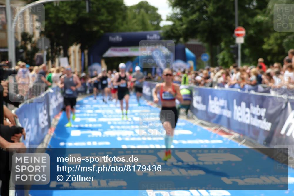 29.06.2025 - hella hamburg halbmarathon Zöllner http://msf.ph/oto/8179436 29.06.2025 10:39:26 Ziel 2546, 2972, 6037, 6152, 8346, 12335, 12372, 14359, 15013, 15866 meine-sportfotos.de