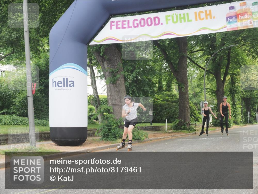 29.06.2025 - hella hamburg halbmarathon KatJ http://msf.ph/oto/8179461 29.06.2025 09:22:23 Zwischen KM18-KM19  meine-sportfotos.de