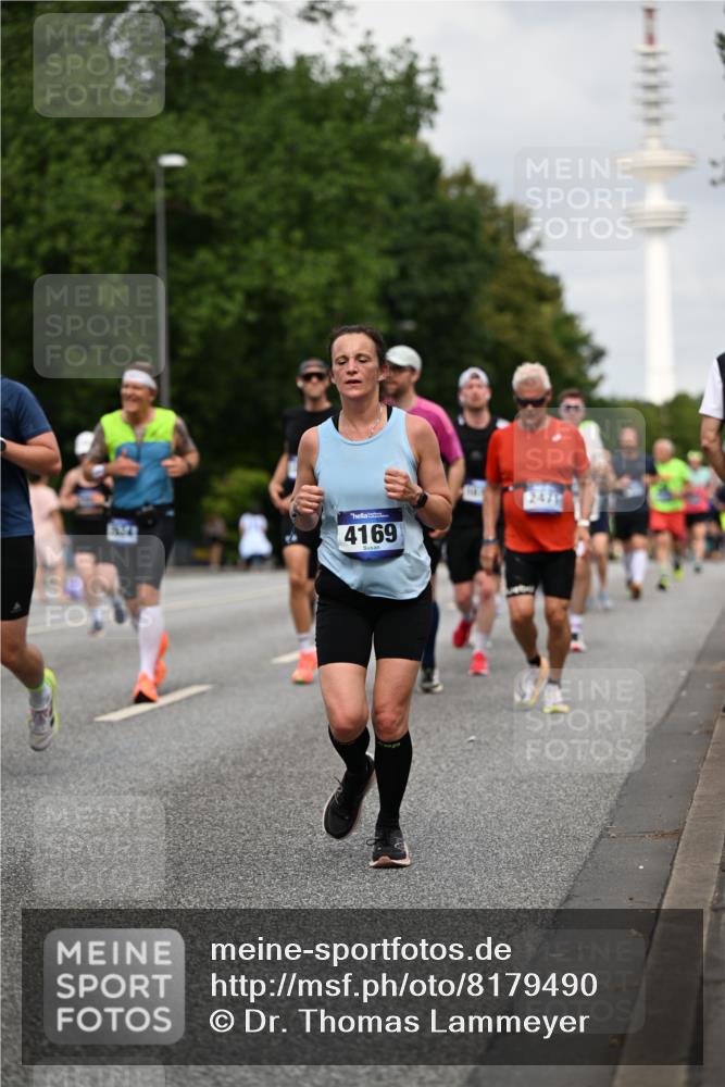29.06.2025 - hella hamburg halbmarathon Dr. Thomas Lammeyer http://msf.ph/oto/8179490 29.06.2025 10:10:17 Kennedybrücke 1229, 1830, 1842, 2471, 2624, 3062, 4169, 4542, 5431, 6014, 7741, 8049, 8290, 8744, 8894, 8909, 9477, 9917, 10214, 10781 meine-sportfotos.de