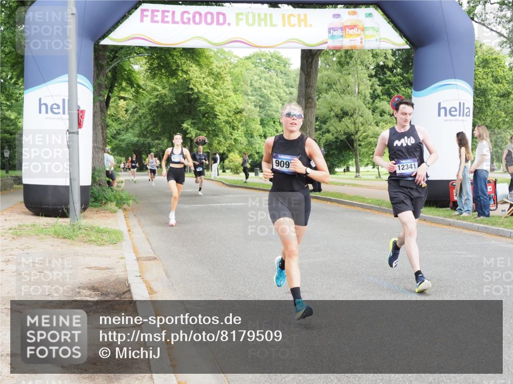 29.06.2025 - hella hamburg halbmarathon MichiJ http://msf.ph/oto/8179509 29.06.2025 10:17:04 Zwischen KM18-KM19 9079, 9097, 12341, 15023, 18124, 18692, 19050 meine-sportfotos.de
