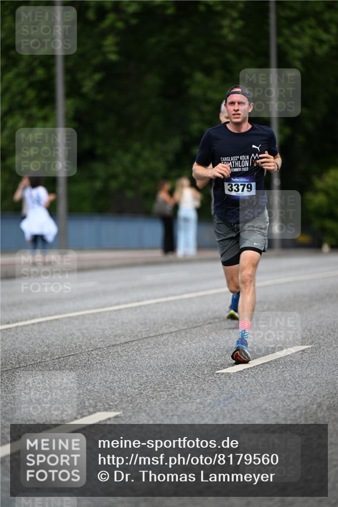 29.06.2025 - hella hamburg halbmarathon Dr. Thomas Lammeyer http://msf.ph/oto/8179560 29.06.2025 09:47:10 Kennedybrücke 1122, 1953, 2483, 3189, 3379, 5308, 9079, 9804, 10351, 11150 meine-sportfotos.de