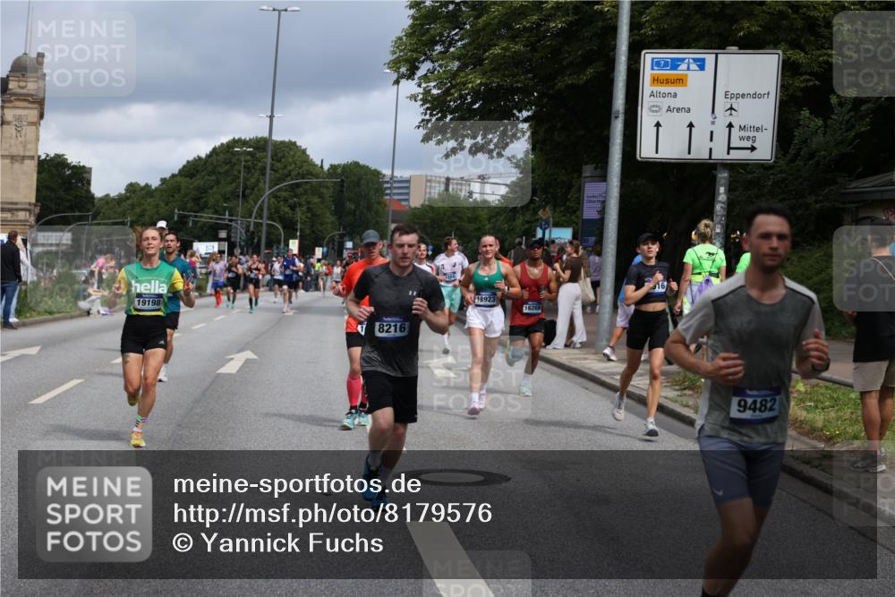 29.06.2025 - hella hamburg halbmarathon Yannick Fuchs http://msf.ph/oto/8179576 29.06.2025 10:42:44 20KM 1086, 1163, 1176, 1537, 1884, 1892, 1914, 2442, 3213, 4711, 5421, 6377, 6923, 7367, 8216, 8889, 8916, 9482, 9638, 9770, 10000, 11467, 12149, 12534, 12747, 12840, 13614, 14192, 14511, 14814, 14990, 15573, 15590, 15917, 15981, 16094, 16269, 16414, 16766, 17007, 17127, 18251, 18815, 18923, 19198 meine-sportfotos.de