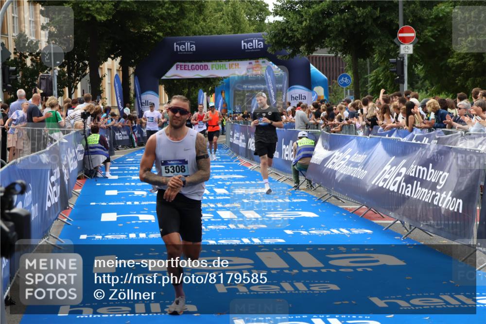 29.06.2025 - hella hamburg halbmarathon Zöllner http://msf.ph/oto/8179585 29.06.2025 10:30:04 Ziel 2689, 3189, 5308, 8190, 9634, 10270, 15672, 17768 meine-sportfotos.de