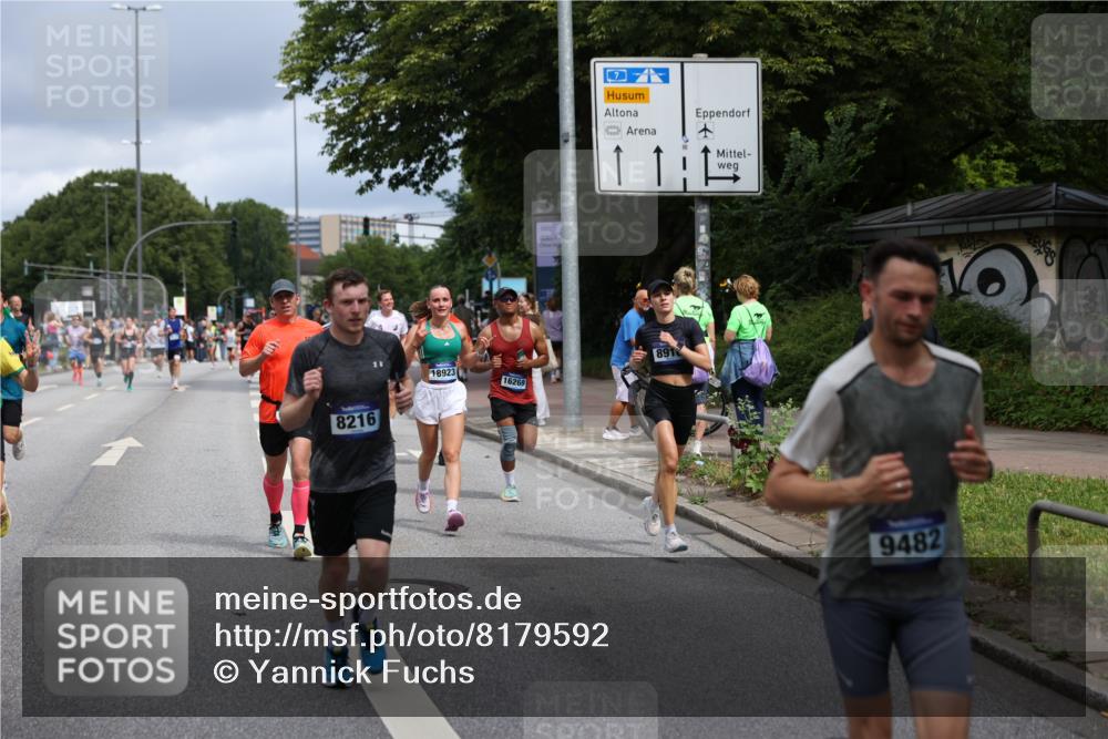 29.06.2025 - hella hamburg halbmarathon Yannick Fuchs http://msf.ph/oto/8179592 29.06.2025 10:42:44 20KM 1086, 1163, 1176, 1537, 1884, 1892, 1914, 2442, 3213, 4711, 5421, 6377, 6923, 7367, 8216, 8889, 8916, 9482, 9638, 9770, 10000, 11467, 12149, 12534, 12747, 12840, 13614, 14192, 14511, 14814, 14990, 15573, 15590, 15917, 15981, 16094, 16269, 16414, 16766, 17007, 17127, 18251, 18815, 18923, 19198 meine-sportfotos.de