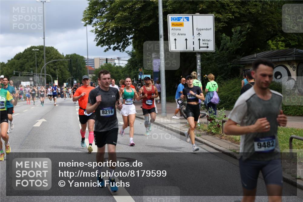 29.06.2025 - hella hamburg halbmarathon Yannick Fuchs http://msf.ph/oto/8179599 29.06.2025 10:42:44 20KM 1086, 1163, 1176, 1537, 1884, 1892, 1914, 2442, 3213, 4711, 5421, 6377, 6923, 7367, 8216, 8889, 8916, 9482, 9638, 9770, 10000, 11467, 12149, 12534, 12747, 12840, 13614, 14192, 14511, 14814, 14990, 15573, 15590, 15917, 15981, 16094, 16269, 16414, 16766, 17007, 17127, 18251, 18815, 18923, 19198 meine-sportfotos.de