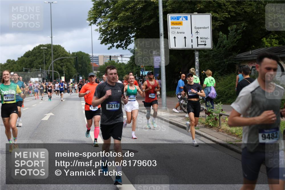 29.06.2025 - hella hamburg halbmarathon Yannick Fuchs http://msf.ph/oto/8179603 29.06.2025 10:42:44 20KM 1086, 1163, 1176, 1537, 1884, 1892, 1914, 2442, 3213, 4711, 5421, 6377, 6923, 7367, 8216, 8889, 8916, 9482, 9638, 9770, 10000, 11467, 12149, 12534, 12747, 12840, 13614, 14192, 14511, 14814, 14990, 15573, 15590, 15917, 15981, 16094, 16269, 16414, 16766, 17007, 17127, 18251, 18815, 18923, 19198 meine-sportfotos.de