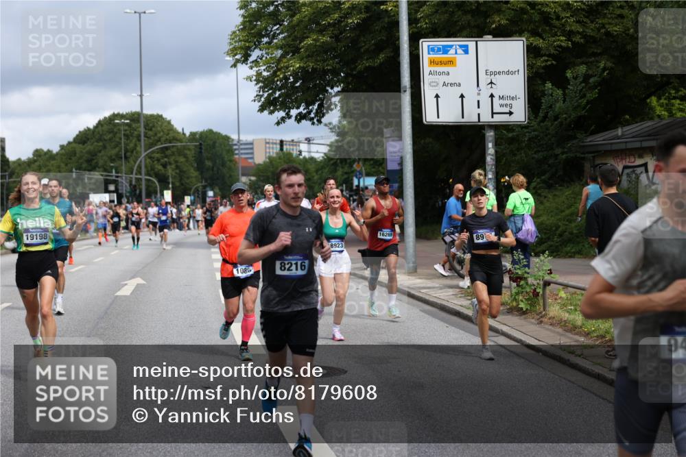 29.06.2025 - hella hamburg halbmarathon Yannick Fuchs http://msf.ph/oto/8179608 29.06.2025 10:42:44 20KM 1086, 1163, 1176, 1537, 1884, 1892, 1914, 2442, 3213, 4711, 5421, 6377, 6923, 7367, 8216, 8889, 8916, 9482, 9638, 9770, 10000, 11467, 12149, 12534, 12747, 12840, 13614, 14192, 14511, 14814, 14990, 15573, 15590, 15917, 15981, 16094, 16269, 16414, 16766, 17007, 17127, 18251, 18815, 18923, 19198 meine-sportfotos.de