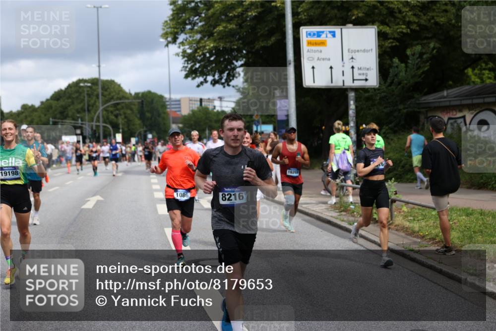 29.06.2025 - hella hamburg halbmarathon Yannick Fuchs http://msf.ph/oto/8179653 29.06.2025 10:42:45 20KM 1086, 1163, 1176, 1537, 1884, 1892, 1914, 2442, 3213, 4711, 5421, 6377, 6923, 7367, 8216, 8889, 8916, 9482, 9638, 9770, 10000, 11467, 12149, 12534, 12747, 12840, 14192, 14511, 14814, 14990, 15573, 15917, 15981, 16094, 16269, 17007, 17127, 18251, 18815, 18923, 19198 meine-sportfotos.de