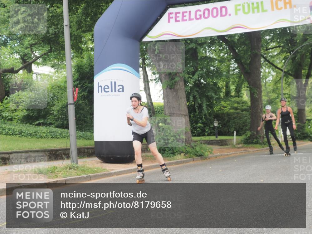 29.06.2025 - hella hamburg halbmarathon KatJ http://msf.ph/oto/8179658 29.06.2025 09:22:23 Zwischen KM18-KM19  meine-sportfotos.de