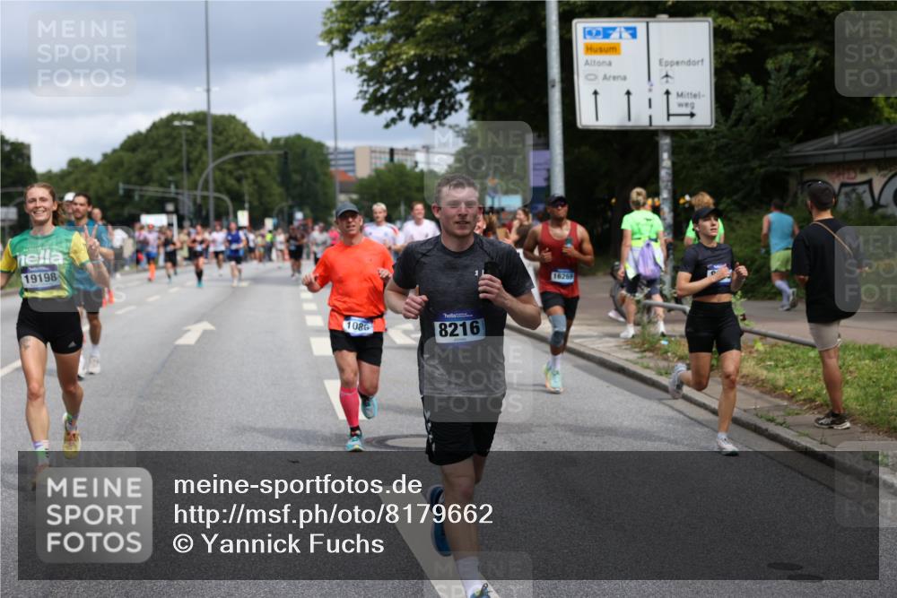 29.06.2025 - hella hamburg halbmarathon Yannick Fuchs http://msf.ph/oto/8179662 29.06.2025 10:42:45 20KM 1086, 1163, 1176, 1537, 1884, 1892, 1914, 2442, 3213, 4711, 5421, 6377, 6923, 7367, 8216, 8889, 8916, 9482, 9638, 9770, 10000, 11467, 12149, 12534, 12747, 12840, 14192, 14511, 14814, 14990, 15573, 15917, 15981, 16094, 16269, 17007, 17127, 18251, 18815, 18923, 19198 meine-sportfotos.de