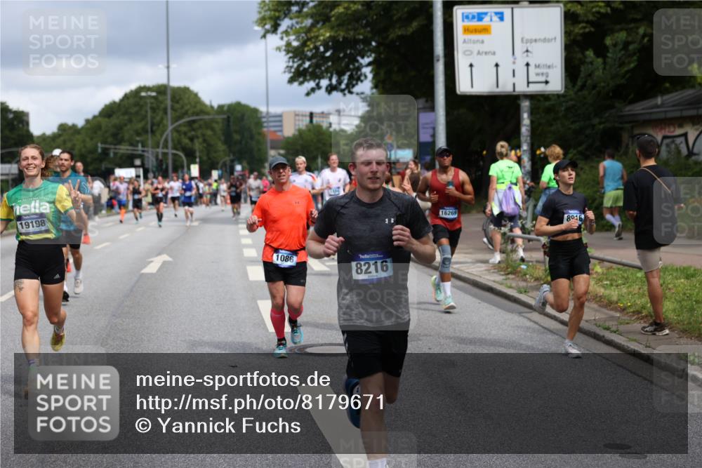 29.06.2025 - hella hamburg halbmarathon Yannick Fuchs http://msf.ph/oto/8179671 29.06.2025 10:42:45 20KM 1086, 1163, 1176, 1537, 1884, 1892, 1914, 2442, 3213, 4711, 5421, 6377, 6923, 7367, 8216, 8889, 8916, 9482, 9638, 9770, 10000, 11467, 12149, 12534, 12747, 12840, 14192, 14511, 14814, 14990, 15573, 15917, 15981, 16094, 16269, 17007, 17127, 18251, 18815, 18923, 19198 meine-sportfotos.de
