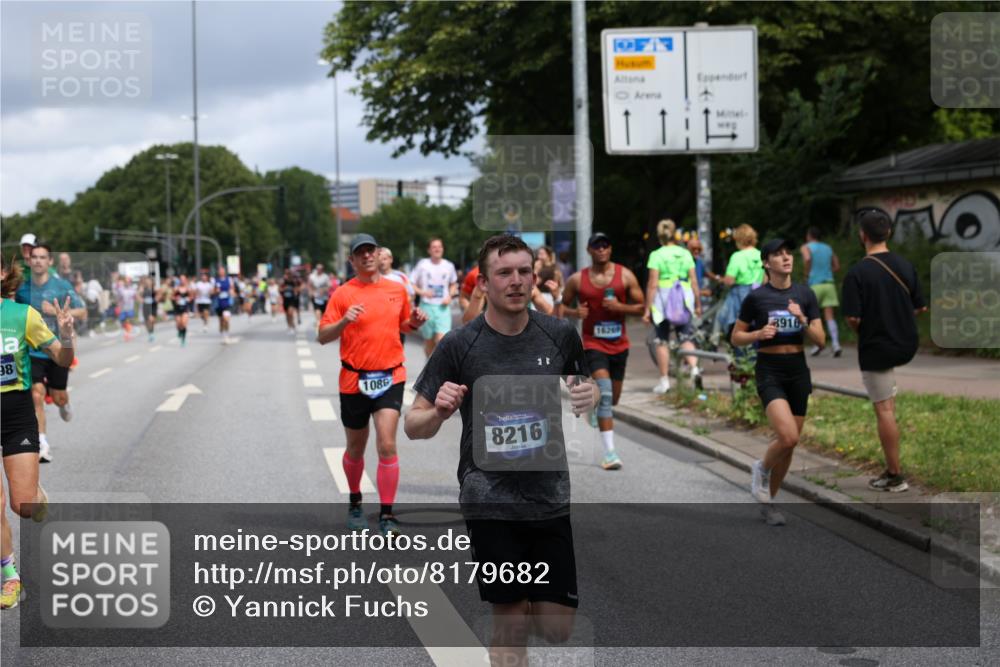 29.06.2025 - hella hamburg halbmarathon Yannick Fuchs http://msf.ph/oto/8179682 29.06.2025 10:42:45 20KM 1086, 1163, 1176, 1537, 1884, 1892, 1914, 2442, 3213, 4711, 5421, 6377, 6923, 7367, 8216, 8889, 8916, 9482, 9638, 9770, 10000, 11467, 12149, 12534, 12747, 12840, 14192, 14511, 14814, 14990, 15573, 15917, 15981, 16094, 16269, 17007, 17127, 18251, 18815, 18923, 19198 meine-sportfotos.de
