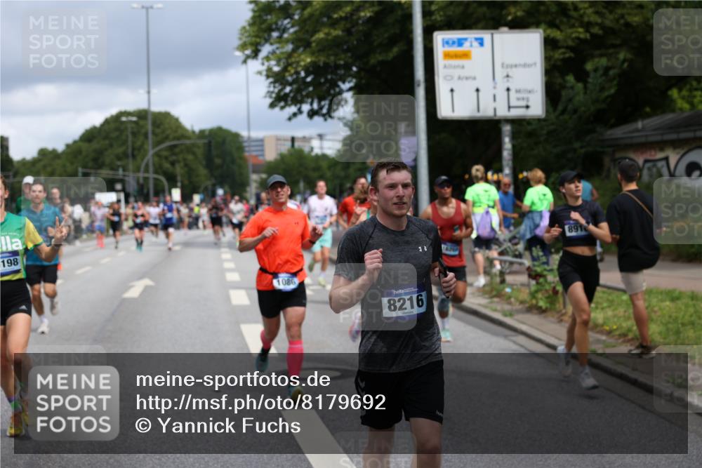 29.06.2025 - hella hamburg halbmarathon Yannick Fuchs http://msf.ph/oto/8179692 29.06.2025 10:42:45 20KM 1086, 1163, 1176, 1537, 1884, 1892, 1914, 2442, 3213, 4711, 5421, 6377, 6923, 7367, 8216, 8889, 8916, 9482, 9638, 9770, 10000, 11467, 12149, 12534, 12747, 12840, 14192, 14511, 14814, 14990, 15573, 15917, 15981, 16094, 16269, 17007, 17127, 18251, 18815, 18923, 19198 meine-sportfotos.de