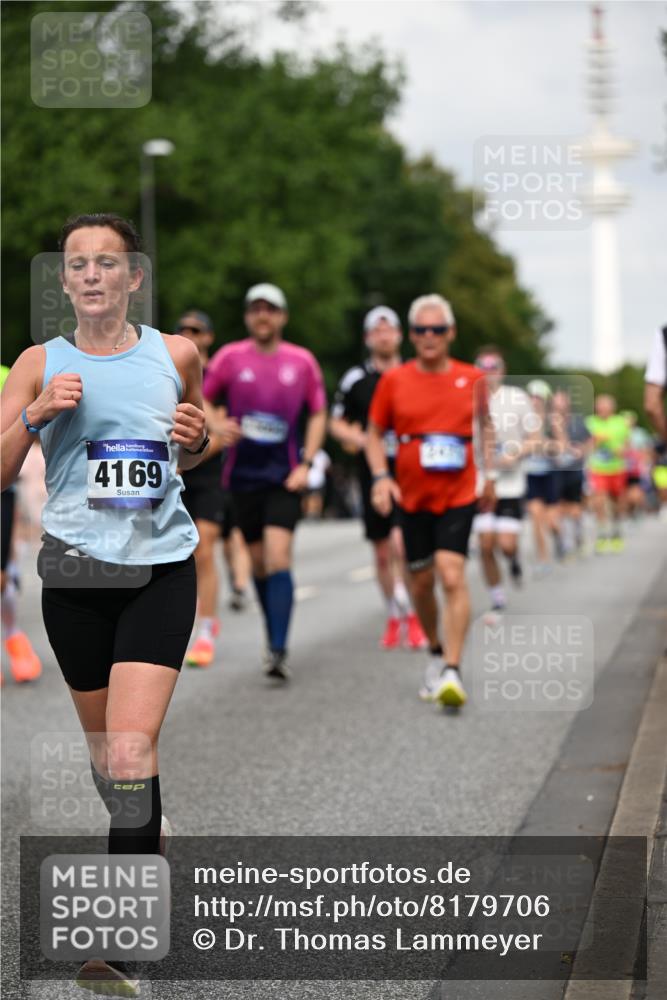 29.06.2025 - hella hamburg halbmarathon Dr. Thomas Lammeyer http://msf.ph/oto/8179706 29.06.2025 10:10:18 Kennedybrücke 1229, 1830, 1842, 2471, 2624, 3062, 4169, 4542, 5431, 6014, 7741, 8049, 8290, 8744, 8894, 8909, 9477, 9917, 10214, 10781 meine-sportfotos.de