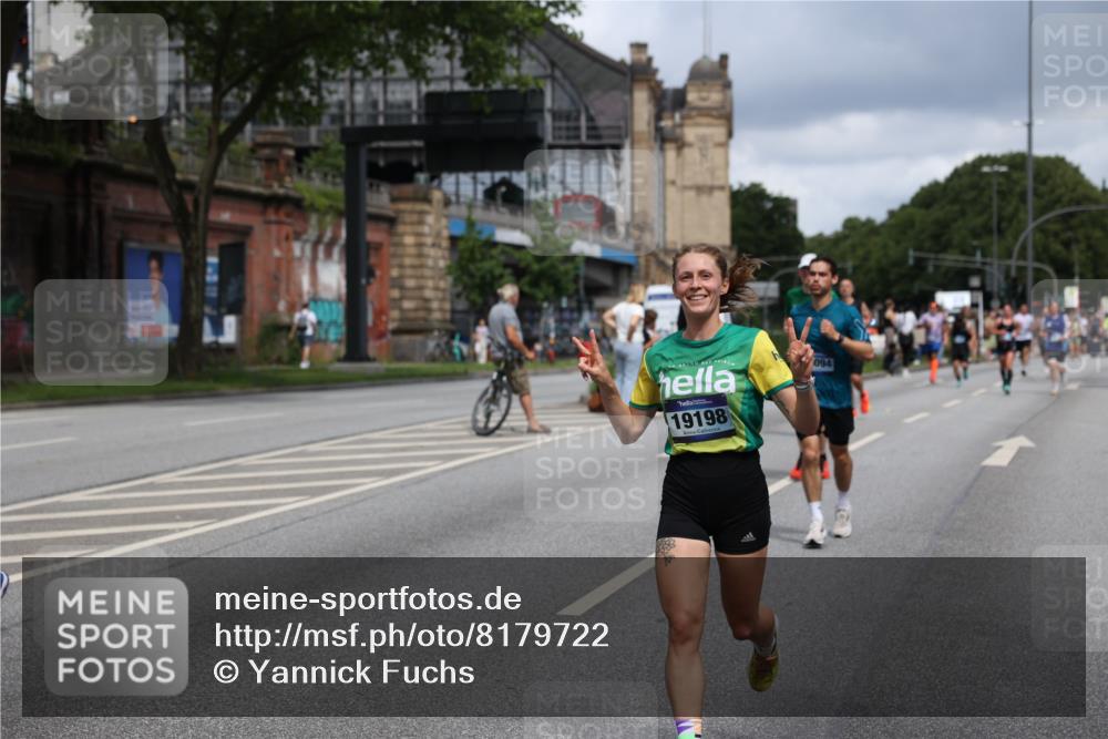 29.06.2025 - hella hamburg halbmarathon Yannick Fuchs http://msf.ph/oto/8179722 29.06.2025 10:42:45 20KM 1086, 1163, 1176, 1537, 1884, 1892, 1914, 2442, 3213, 4711, 5421, 6377, 6923, 7367, 8216, 8889, 8916, 9482, 9638, 9770, 10000, 11467, 12149, 12534, 12747, 12840, 14192, 14511, 14814, 14990, 15573, 15917, 15981, 16094, 16269, 17007, 17127, 18251, 18815, 18923, 19198 meine-sportfotos.de