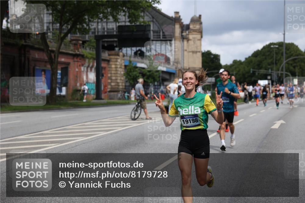 29.06.2025 - hella hamburg halbmarathon Yannick Fuchs http://msf.ph/oto/8179728 29.06.2025 10:42:46 20KM 1086, 1163, 1176, 1537, 1884, 1892, 1914, 2442, 3213, 4711, 5421, 6377, 6923, 7367, 8216, 8889, 8916, 9482, 9638, 9770, 10000, 11451, 11467, 12149, 12534, 12840, 14192, 14511, 14814, 14990, 15573, 15784, 15917, 15981, 16094, 16269, 17007, 17127, 17982, 18251, 18815, 18923, 19198 meine-sportfotos.de