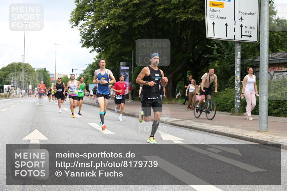29.06.2025 - hella hamburg halbmarathon Yannick Fuchs http://msf.ph/oto/8179739 29.06.2025 10:28:33 20KM 1053, 1396, 1743, 1959, 2243, 2836, 4246, 5193, 8312, 9345, 10865, 11227, 12595, 13066, 13493, 13494, 13618, 14289, 14310, 14784, 15268, 15326, 15887, 16724, 16755, 17191, 17489, 17802, 18099, 18854, 18906 meine-sportfotos.de