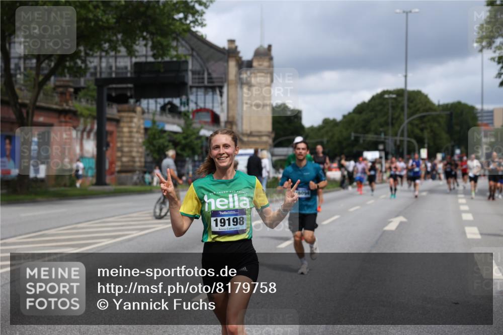 29.06.2025 - hella hamburg halbmarathon Yannick Fuchs http://msf.ph/oto/8179758 29.06.2025 10:42:46 20KM 1086, 1163, 1176, 1537, 1884, 1892, 1914, 2442, 3213, 4711, 5421, 6377, 6923, 7367, 8216, 8889, 8916, 9482, 9638, 9770, 10000, 11451, 11467, 12149, 12534, 12840, 14192, 14511, 14814, 14990, 15573, 15784, 15917, 15981, 16094, 16269, 17007, 17127, 17982, 18251, 18815, 18923, 19198 meine-sportfotos.de