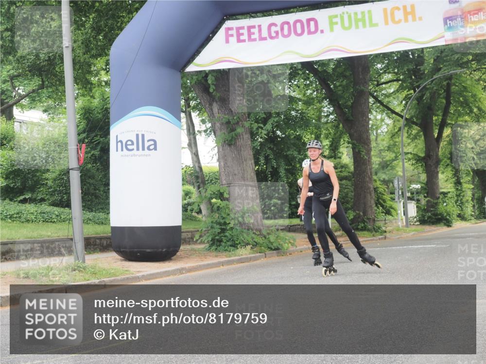29.06.2025 - hella hamburg halbmarathon KatJ http://msf.ph/oto/8179759 29.06.2025 09:22:24 Zwischen KM18-KM19  meine-sportfotos.de