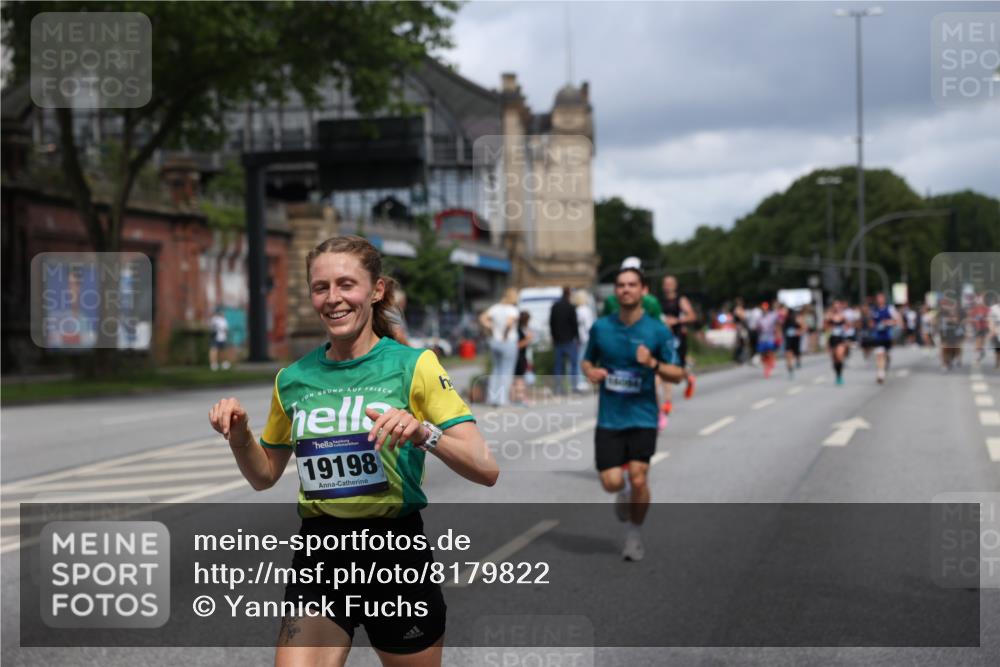 29.06.2025 - hella hamburg halbmarathon Yannick Fuchs http://msf.ph/oto/8179822 29.06.2025 10:42:46 20KM 1086, 1163, 1176, 1537, 1884, 1892, 1914, 2442, 3213, 4711, 5421, 6377, 6923, 7367, 8216, 8889, 8916, 9482, 9638, 9770, 10000, 11451, 11467, 12149, 12534, 12840, 14192, 14511, 14814, 14990, 15573, 15784, 15917, 15981, 16094, 16269, 17007, 17127, 17982, 18251, 18815, 18923, 19198 meine-sportfotos.de
