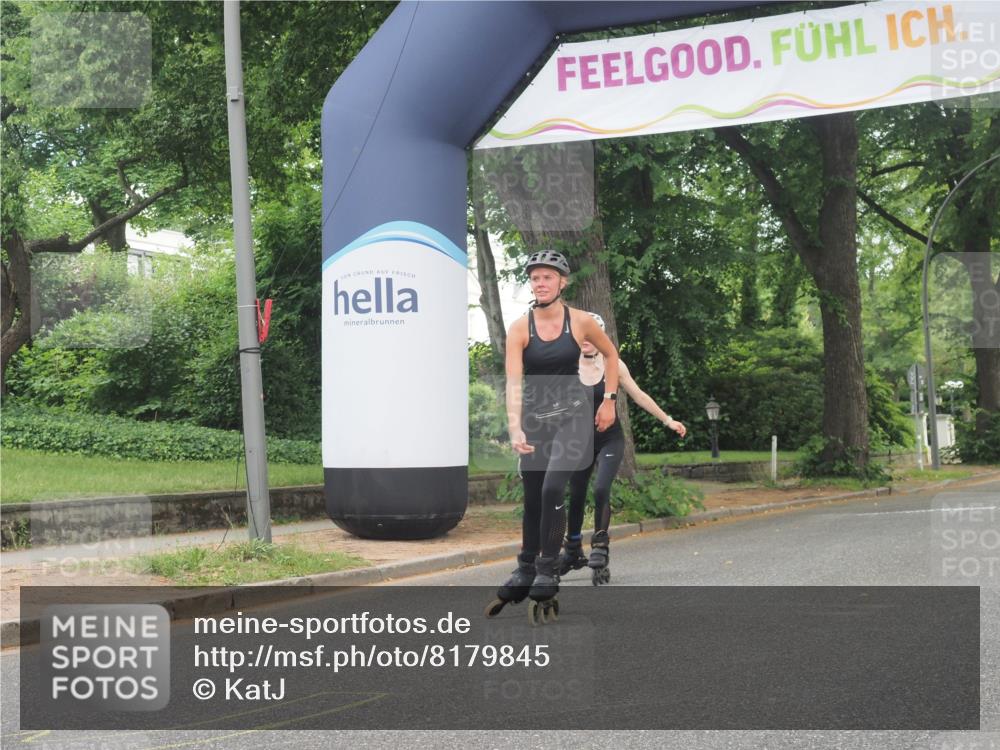 29.06.2025 - hella hamburg halbmarathon KatJ http://msf.ph/oto/8179845 29.06.2025 09:22:25 Zwischen KM18-KM19  meine-sportfotos.de