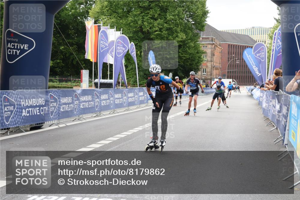 29.06.2025 - hella hamburg halbmarathon Strokosch-Dieckow http://msf.ph/oto/8179862 29.06.2025 09:21:30 Ziel 20072, 20108, 20111, 20144, 20302, 20366, 20400 meine-sportfotos.de