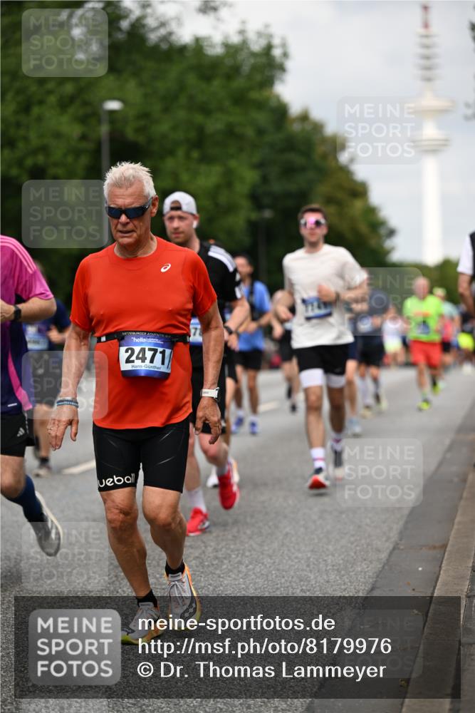 29.06.2025 - hella hamburg halbmarathon Dr. Thomas Lammeyer http://msf.ph/oto/8179976 29.06.2025 10:10:20 Kennedybrücke 1229, 1830, 1842, 1936, 2471, 2624, 3062, 4169, 4542, 5431, 6014, 7741, 8049, 8290, 8744, 8909, 9917, 10214, 10781 meine-sportfotos.de