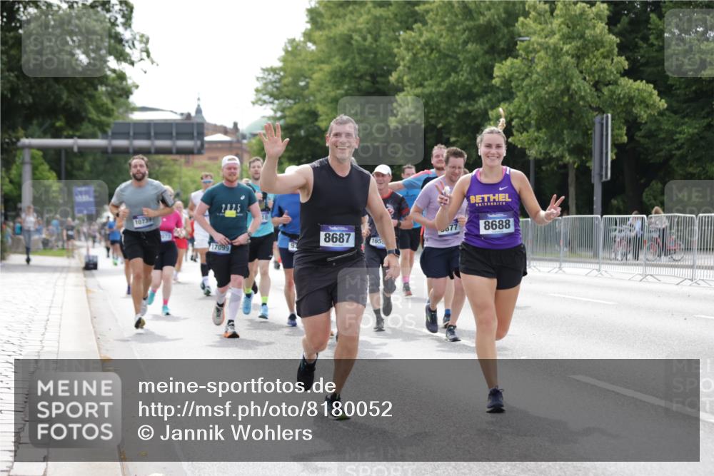 29.06.2025 - hella hamburg halbmarathon Jannik Wohlers http://msf.ph/oto/8180052 29.06.2025 10:22:47 Lombardsbrücke 1362, 2925, 3029, 4190, 4266, 4728, 4793, 6502, 6578, 6784, 6785, 6849, 7891, 8687, 8688, 8716, 8918, 8920, 9133, 9301, 9877, 9913, 10739, 11798, 12025, 12073, 12265, 13560, 14041, 14338, 14821, 16416, 16558, 16565, 16566, 17013, 17099, 17207, 17299, 17657, 17719 meine-sportfotos.de
