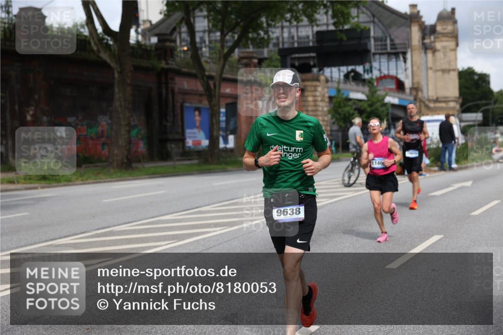 29.06.2025 - hella hamburg halbmarathon Yannick Fuchs http://msf.ph/oto/8180053 29.06.2025 10:42:49 20KM 1086, 1163, 1176, 1537, 1884, 1892, 1914, 2442, 3213, 4711, 5421, 6377, 6389, 6923, 7367, 8216, 8889, 8916, 9348, 9482, 9638, 9770, 10000, 11451, 11467, 12149, 12534, 12690, 12840, 13962, 14033, 14192, 14511, 14814, 14990, 15784, 15917, 15981, 16094, 16269, 17007, 17127, 17395, 17745, 17855, 17982, 18251, 18815, 18923, 19198 meine-sportfotos.de