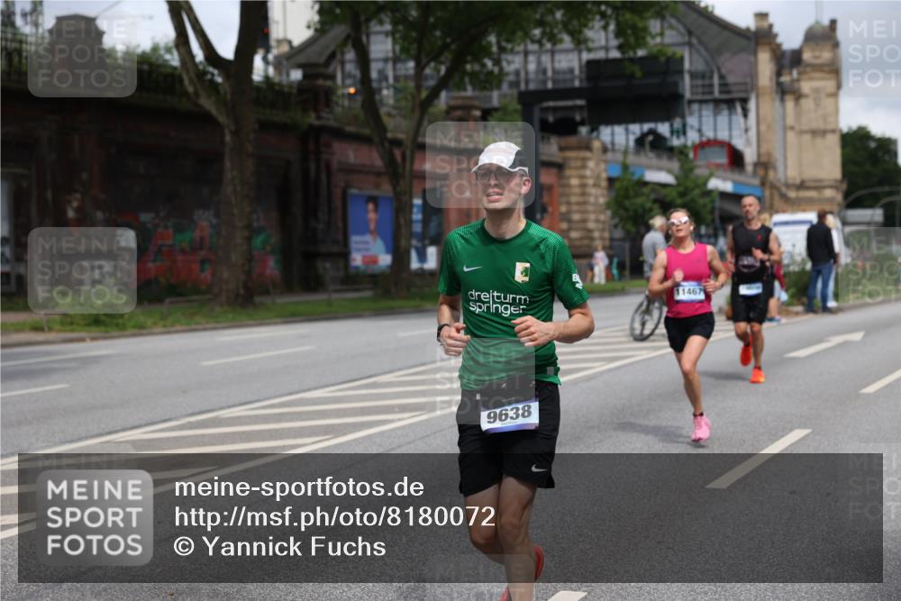29.06.2025 - hella hamburg halbmarathon Yannick Fuchs http://msf.ph/oto/8180072 29.06.2025 10:42:49 20KM 1086, 1163, 1176, 1537, 1884, 1892, 1914, 2442, 3213, 4711, 5421, 6377, 6389, 6923, 7367, 8216, 8889, 8916, 9348, 9482, 9638, 9770, 10000, 11451, 11467, 12149, 12534, 12690, 12840, 13962, 14033, 14192, 14511, 14814, 14990, 15784, 15917, 15981, 16094, 16269, 17007, 17127, 17395, 17745, 17855, 17982, 18251, 18815, 18923, 19198 meine-sportfotos.de