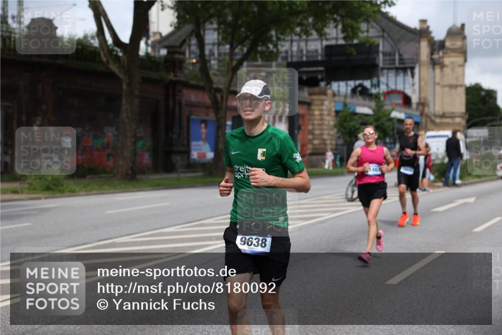 29.06.2025 - hella hamburg halbmarathon Yannick Fuchs http://msf.ph/oto/8180092 29.06.2025 10:42:49 20KM 1086, 1163, 1176, 1537, 1884, 1892, 1914, 2442, 3213, 4711, 5421, 6377, 6389, 6923, 7367, 8216, 8889, 8916, 9348, 9482, 9638, 9770, 10000, 11451, 11467, 12149, 12534, 12690, 12840, 13962, 14033, 14192, 14511, 14814, 14990, 15784, 15917, 15981, 16094, 16269, 17007, 17127, 17395, 17745, 17855, 17982, 18251, 18815, 18923, 19198 meine-sportfotos.de