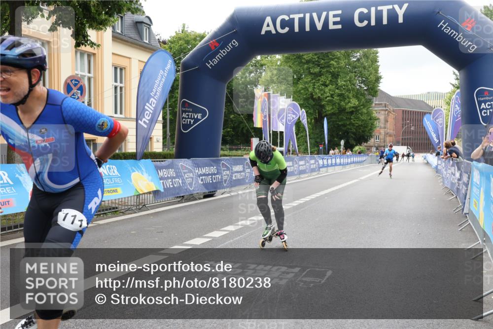 29.06.2025 - hella hamburg halbmarathon Strokosch-Dieckow http://msf.ph/oto/8180238 29.06.2025 09:21:35 Ziel 20111, 20144, 20302, 20366, 20400, 20548 meine-sportfotos.de