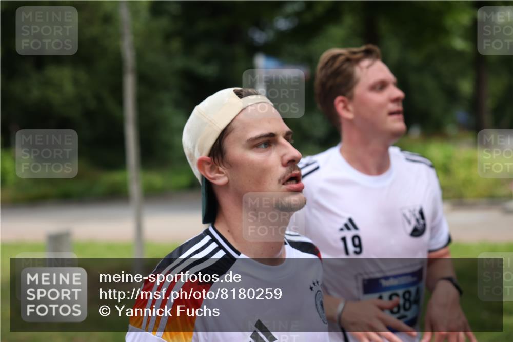 29.06.2025 - hella hamburg halbmarathon Yannick Fuchs http://msf.ph/oto/8180259 29.06.2025 10:42:51 20KM 1086, 1163, 1176, 1537, 1884, 1892, 2442, 3213, 3985, 4711, 5421, 6389, 6923, 8216, 8889, 8916, 9348, 9482, 9638, 9770, 10000, 11451, 11467, 12149, 12534, 12690, 12840, 13962, 14033, 14192, 14511, 14990, 15784, 15917, 15981, 16094, 16269, 17007, 17127, 17395, 17745, 17855, 17982, 18251, 18815, 18923, 19198 meine-sportfotos.de