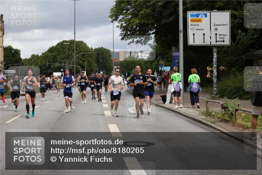 29.06.2025 - hella hamburg halbmarathon Yannick Fuchs http://msf.ph/oto/8180265 29.06.2025 10:42:52 20KM 1086, 1163, 1176, 1537, 1884, 1892, 2442, 3213, 3985, 4711, 5421, 6389, 6923, 8889, 8916, 9348, 9638, 9770, 10000, 11451, 11467, 12149, 12534, 12690, 12840, 13962, 14033, 14192, 14511, 14990, 15784, 15917, 15981, 16094, 16269, 17007, 17127, 17395, 17745, 17855, 17982, 18251, 18598, 18815, 18923 meine-sportfotos.de