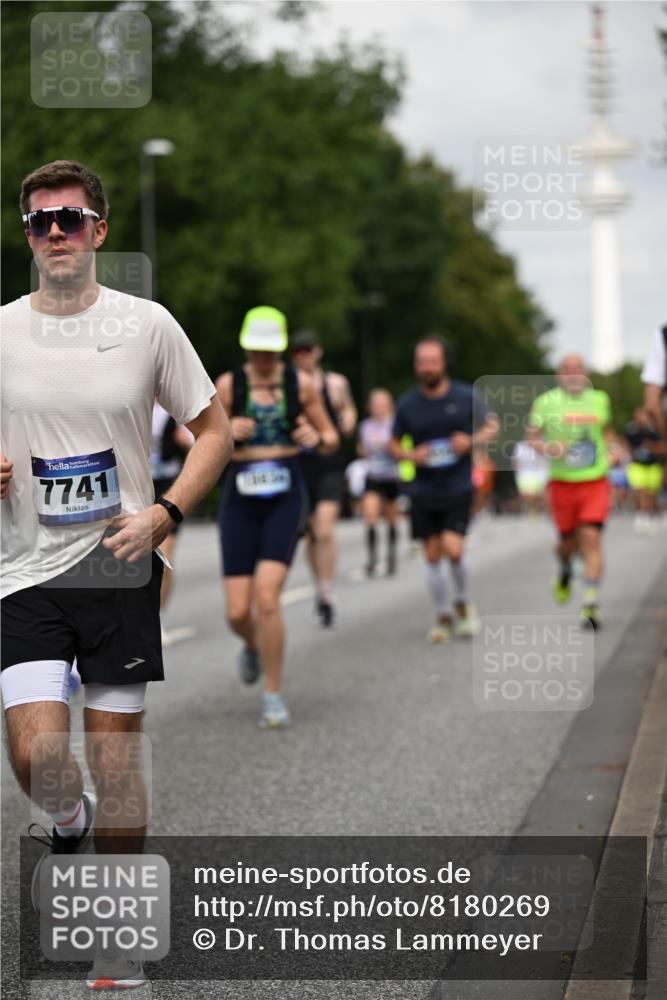29.06.2025 - hella hamburg halbmarathon Dr. Thomas Lammeyer http://msf.ph/oto/8180269 29.06.2025 10:10:23 Kennedybrücke 1766, 1830, 1936, 2471, 2624, 3062, 4169, 4542, 5431, 6014, 7741, 8290, 8744, 8909, 10214, 10781 meine-sportfotos.de