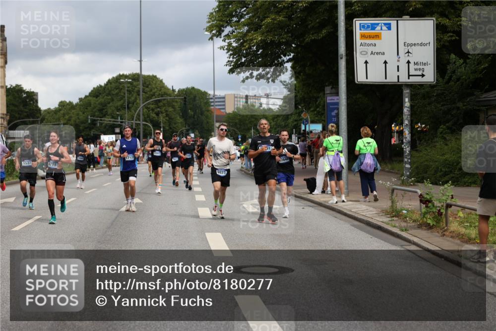 29.06.2025 - hella hamburg halbmarathon Yannick Fuchs http://msf.ph/oto/8180277 29.06.2025 10:42:52 20KM 1086, 1163, 1176, 1537, 1884, 1892, 2442, 3213, 3985, 4711, 5421, 6389, 6923, 8889, 8916, 9348, 9638, 9770, 10000, 11451, 11467, 12149, 12534, 12690, 12840, 13962, 14033, 14192, 14511, 14990, 15784, 15917, 15981, 16094, 16269, 17007, 17127, 17395, 17745, 17855, 17982, 18251, 18598, 18815, 18923 meine-sportfotos.de