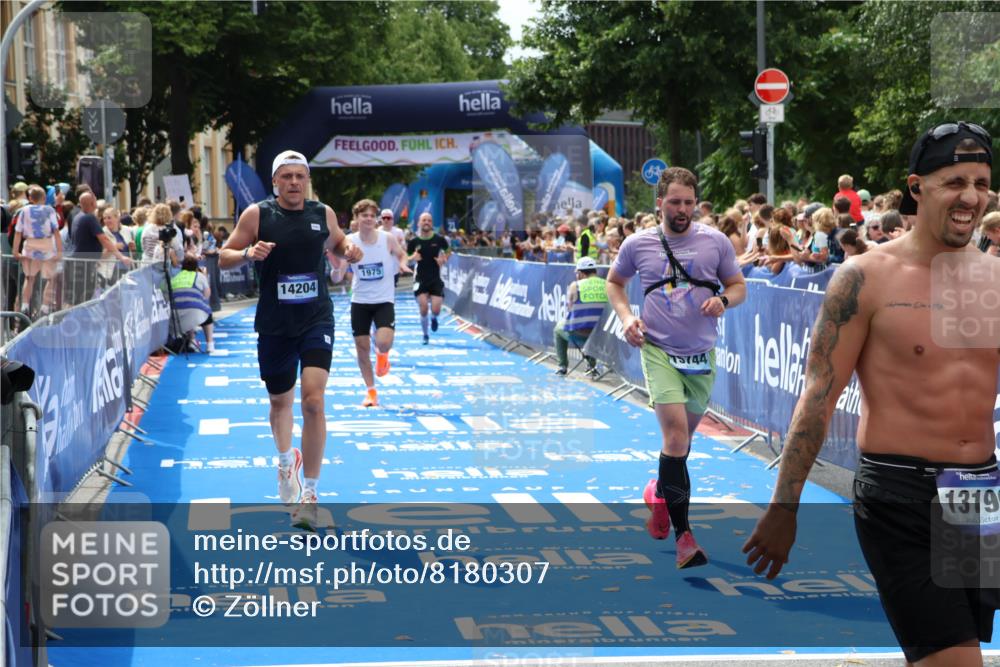 29.06.2025 - hella hamburg halbmarathon Zöllner http://msf.ph/oto/8180307 29.06.2025 10:39:53 Ziel 1603, 1975, 2525, 2563, 2573, 4766, 6149, 11714, 14204, 15744, 15813, 18013 meine-sportfotos.de