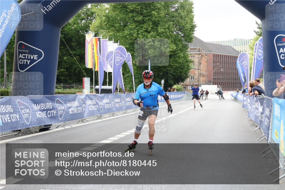 29.06.2025 - hella hamburg halbmarathon Strokosch-Dieckow http://msf.ph/oto/8180445 29.06.2025 09:21:39 Ziel 20302, 20352, 20548 meine-sportfotos.de
