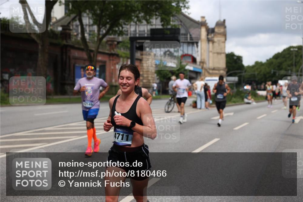 29.06.2025 - hella hamburg halbmarathon Yannick Fuchs http://msf.ph/oto/8180466 29.06.2025 10:42:56 20KM 1163, 1176, 1537, 1884, 1892, 2260, 3213, 3985, 4711, 4847, 4890, 5421, 6389, 6923, 8889, 9348, 9661, 9770, 10000, 11451, 11467, 12149, 12534, 12690, 12840, 13009, 13183, 13450, 13962, 14033, 14192, 14511, 14990, 15384, 15784, 15917, 15981, 17007, 17127, 17395, 17745, 17855, 17982, 18251, 18598, 18815, 18887 meine-sportfotos.de