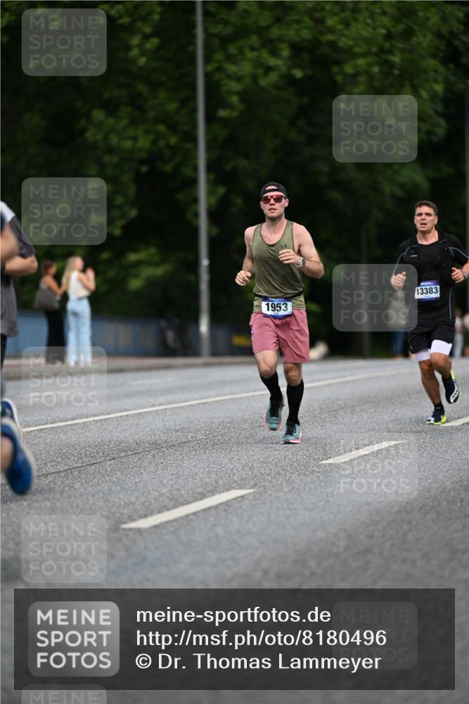 29.06.2025 - hella hamburg halbmarathon Dr. Thomas Lammeyer http://msf.ph/oto/8180496 29.06.2025 09:47:11 Kennedybrücke 1122, 1953, 2483, 3189, 3379, 5308, 9079, 9804, 10351, 11150 meine-sportfotos.de