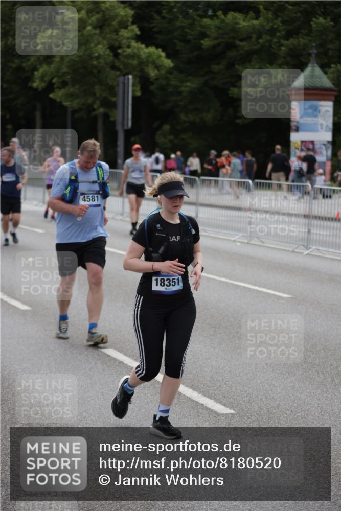 29.06.2025 - hella hamburg halbmarathon Jannik Wohlers http://msf.ph/oto/8180520 29.06.2025 11:09:54 Lombardsbrücke 1289, 3472, 4581, 4640, 6247, 6893, 7643, 8043, 8066, 8116, 8740, 10121, 10381, 10447, 10448, 10523, 11754, 11763, 11764, 11881, 12576, 12784, 13012, 13408, 14147, 14393, 14400, 14658, 15028, 15518, 16272, 16373, 16551, 16814, 17065, 17114, 17375, 18351, 18749 meine-sportfotos.de