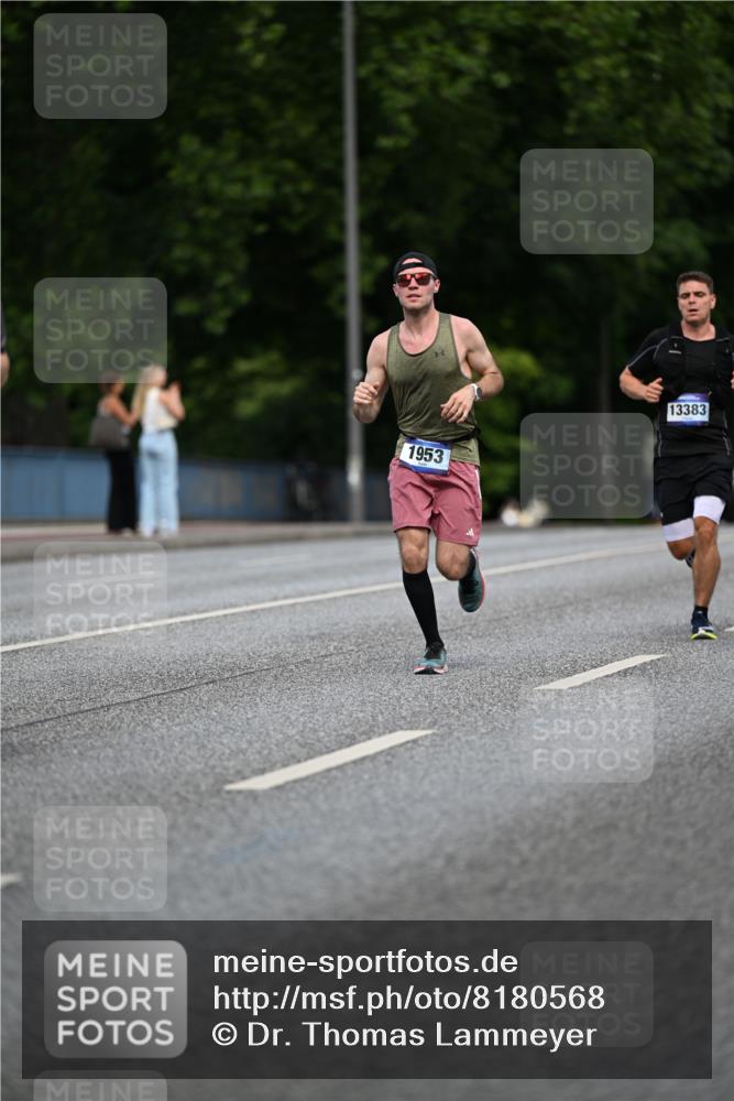 29.06.2025 - hella hamburg halbmarathon Dr. Thomas Lammeyer http://msf.ph/oto/8180568 29.06.2025 09:47:11 Kennedybrücke 1122, 1953, 2483, 3189, 3379, 5308, 9079, 9804, 10351, 11150 meine-sportfotos.de