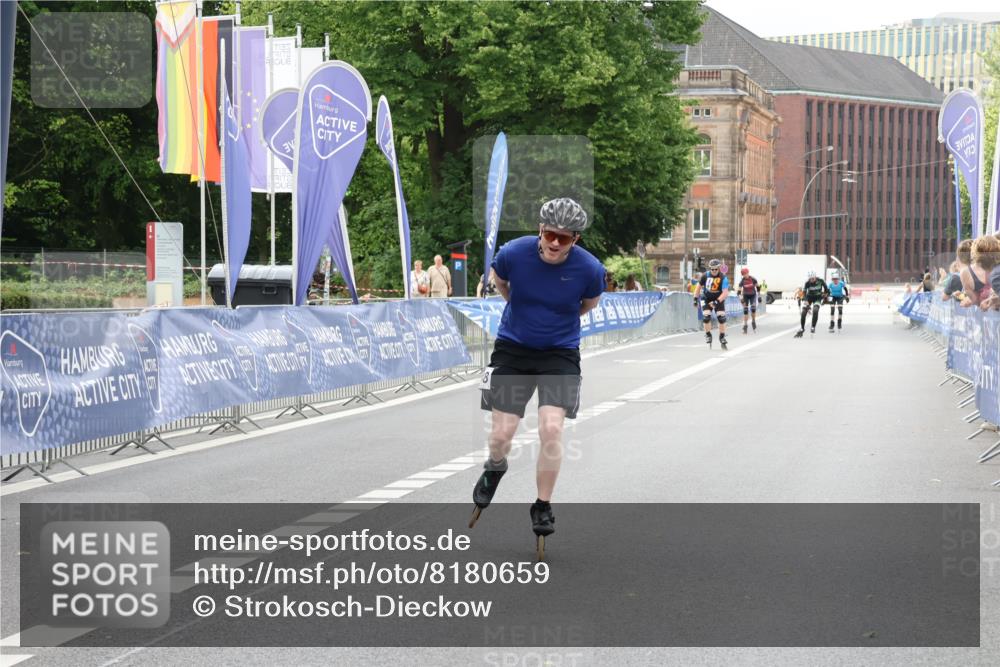 29.06.2025 - hella hamburg halbmarathon Strokosch-Dieckow http://msf.ph/oto/8180659 29.06.2025 09:21:43 Ziel 20068, 20070, 20352, 20548 meine-sportfotos.de