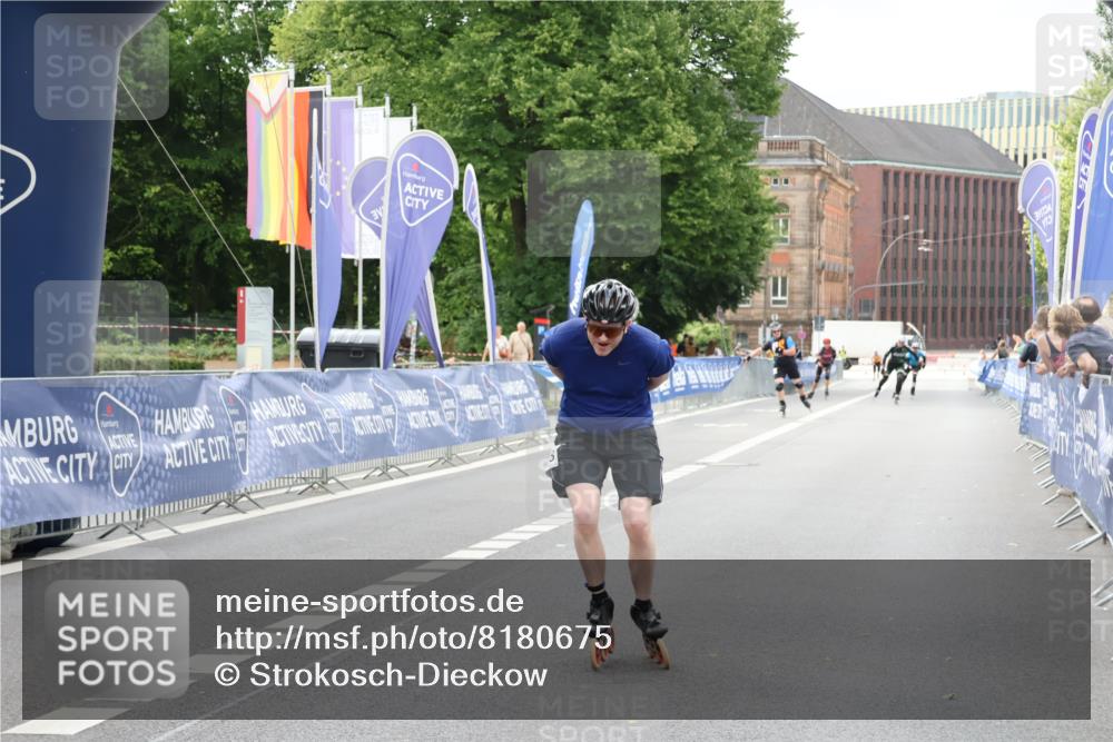 29.06.2025 - hella hamburg halbmarathon Strokosch-Dieckow http://msf.ph/oto/8180675 29.06.2025 09:21:44 Ziel 20068, 20070, 20352, 20548 meine-sportfotos.de