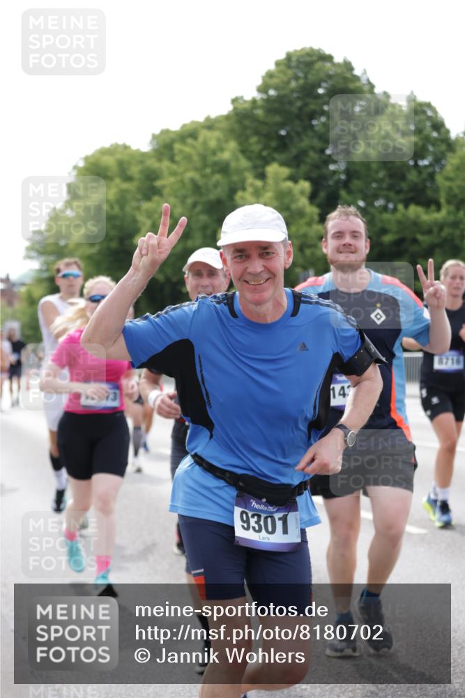 29.06.2025 - hella hamburg halbmarathon Jannik Wohlers http://msf.ph/oto/8180702 29.06.2025 10:22:53 Lombardsbrücke 1362, 2925, 4190, 4266, 4728, 4793, 6502, 6849, 7820, 8687, 8688, 8716, 8918, 8920, 9301, 9877, 10739, 11798, 11879, 12025, 12073, 12265, 14265, 14338, 14510, 14821, 16416, 16558, 17013, 17099, 17207, 17299, 17719, 18332 meine-sportfotos.de
