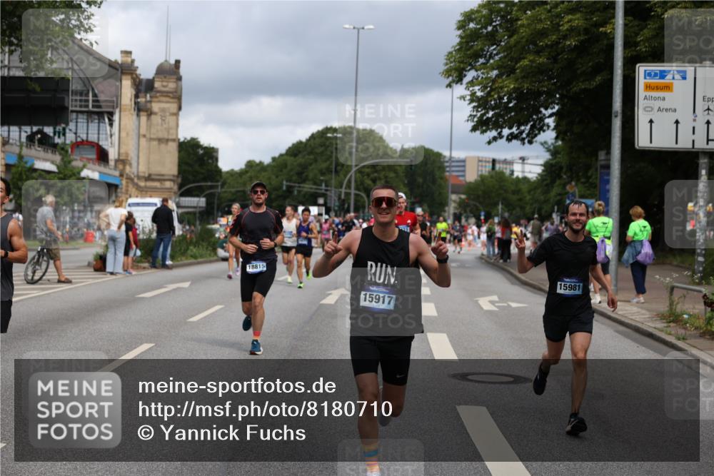 29.06.2025 - hella hamburg halbmarathon Yannick Fuchs http://msf.ph/oto/8180710 29.06.2025 10:42:58 20KM 1163, 1176, 1537, 1892, 2260, 3985, 4711, 4847, 4890, 5421, 6389, 6923, 8889, 9348, 9661, 9770, 10000, 11451, 12149, 12534, 12690, 12840, 13009, 13183, 13450, 13962, 14033, 14192, 14511, 14990, 15384, 15784, 15917, 15981, 16592, 17127, 17395, 17745, 17855, 17982, 18251, 18598, 18815, 18887 meine-sportfotos.de