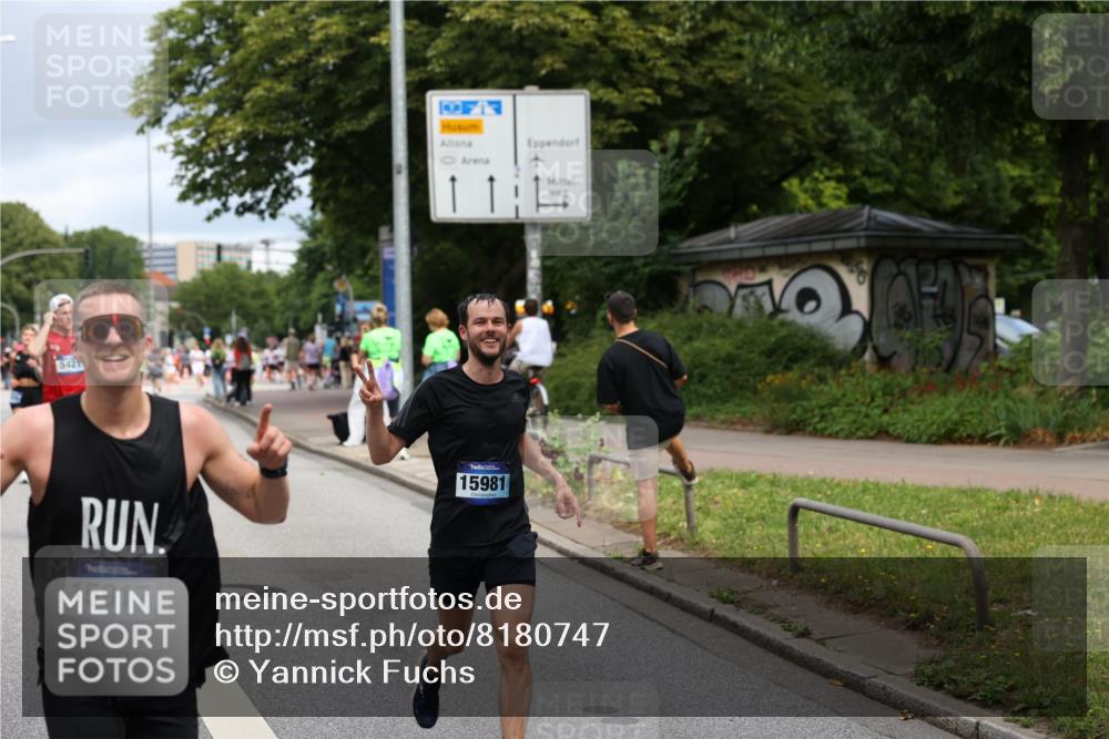 29.06.2025 - hella hamburg halbmarathon Yannick Fuchs http://msf.ph/oto/8180747 29.06.2025 10:42:59 20KM 1163, 1176, 1537, 1892, 2260, 3985, 4711, 4847, 4890, 5421, 6389, 6923, 8889, 9348, 9661, 9770, 10000, 11451, 12149, 12534, 12690, 12840, 13009, 13183, 13450, 13962, 14033, 14192, 14511, 14990, 15384, 15784, 15917, 15981, 16592, 17127, 17395, 17745, 17855, 17982, 18251, 18598, 18815, 18887 meine-sportfotos.de
